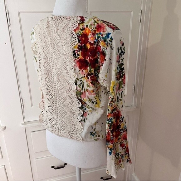 Love Stitch Floral Wrap Blouse with Crochet Design - Picture 8 of 9
